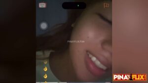 Biglang May Kinalikot Ang Aking Kachat