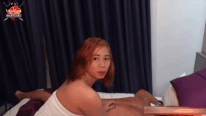 Uuwing Mahapdi Ang Kiffy Ngunit Kumita Naman ng Malaking Salapi